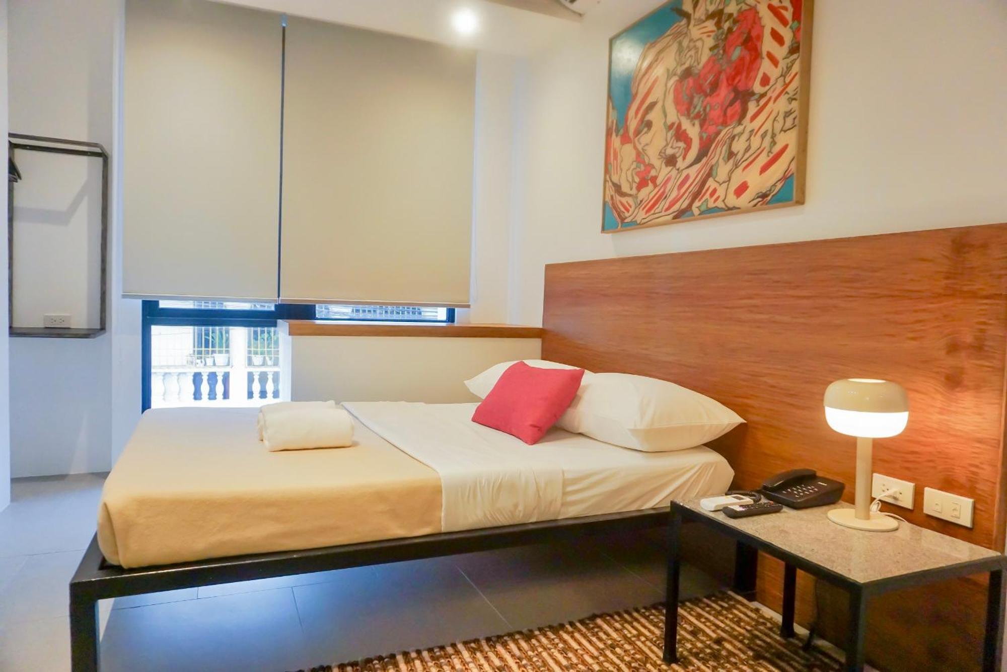 Cayco House By Hotel Durban Makati City Екстер'єр фото