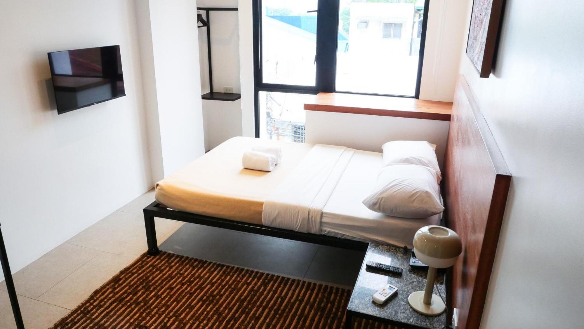 Cayco House By Hotel Durban Makati City Екстер'єр фото